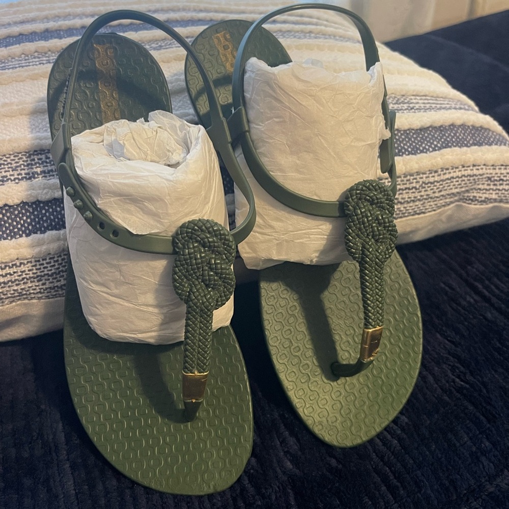 Ipanema Green Sandals